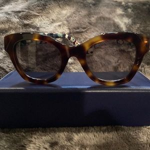 Fendi sunglasses